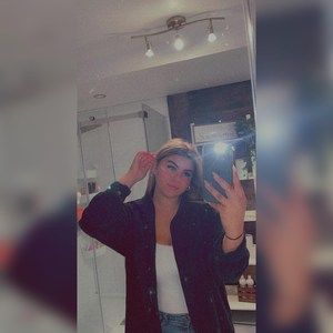 Meet your Posher, Alexandra